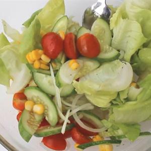 Cách làm salad trộn dầu giấm