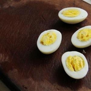 Cách làm salad trứng kiểu Pháp