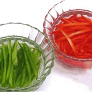 Cách làm salad từ vỏ dưa hấu