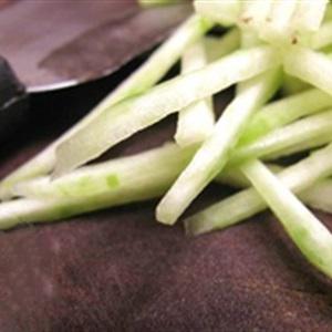 Cách làm salad từ vỏ dưa hấu