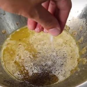 Cách làm salad xà lách trộn dầu giấm