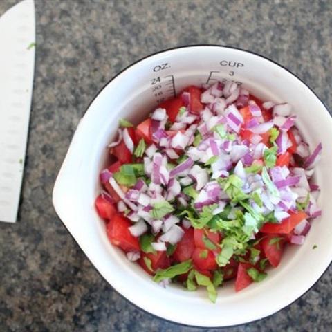 Cách làm salad xoài cà chua