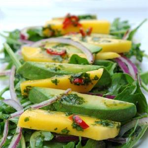 Cách làm salad xoài chua ngọt