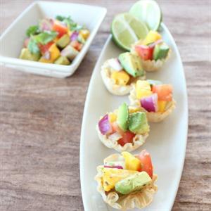 Cách làm salad xoài mix bơ