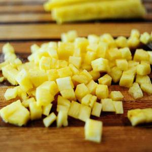 Cách làm salad xoài thơm