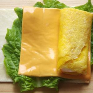 Cách làm sandwich cuộn kiểu hàn