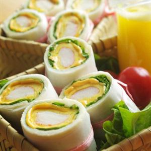 Cách làm sandwich cuộn kiểu hàn