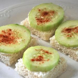 Cách làm sandwich dưa leo