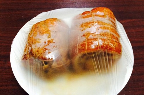 Sấu chín dầm  món ngon ứa nước miếng ngày thu Hà Nội