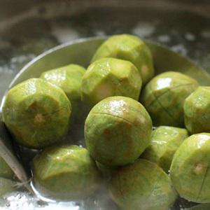 Cách làm sấu ngâm đường