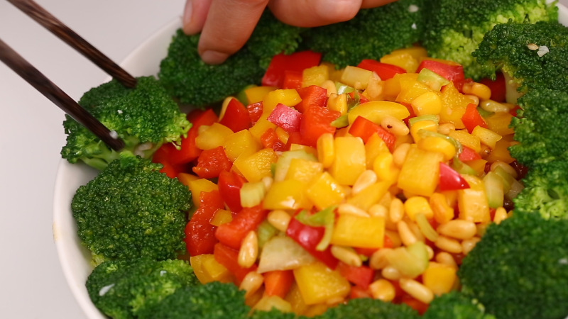 “Say bí tỉ” với món cánh gà nấu mơ khô