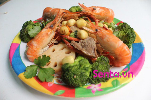 Sen xào tam sắc