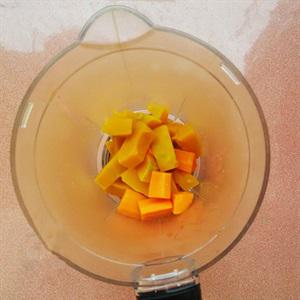 Cách làm sinh tố bí đỏ cà rốt