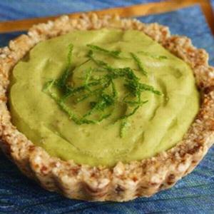 Cách làm sinh tố bơ "giả danh" bánh tart