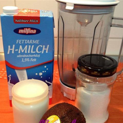 Cách làm sinh tố bơ sữa chua