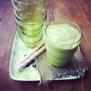 Cách làm sinh tố bơ sữa chua