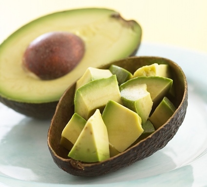 Sinh tố bơ trà xanh nhiều dưỡng chất tốt cho làn da