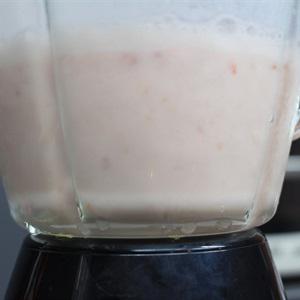 Cách làm sinh tố cà chua lê