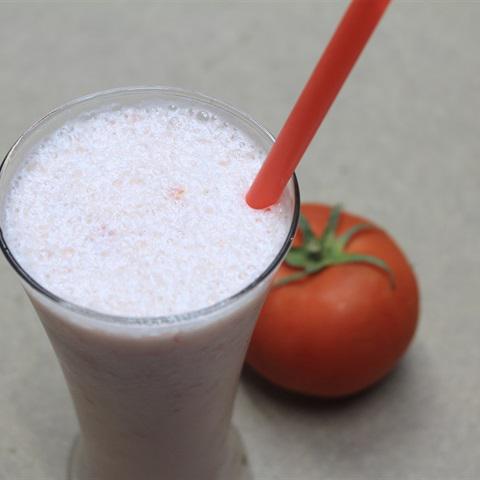 Cách làm sinh tố cà chua lê