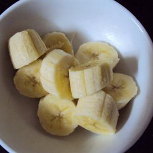 Cách làm sinh tố chuối dứa