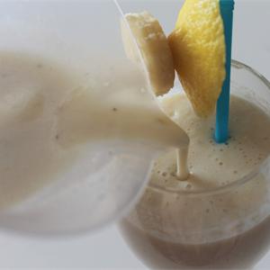 Cách làm sinh tố chuối sữa chua