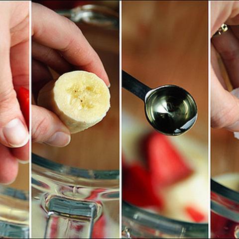 Cách làm sinh tố chuối và dâu tây