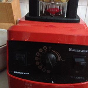 Cách làm sinh tố dâu tây và thơm