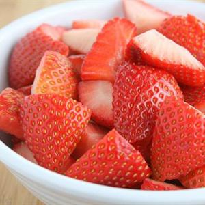 Cách làm sinh tố dâu tây xoài