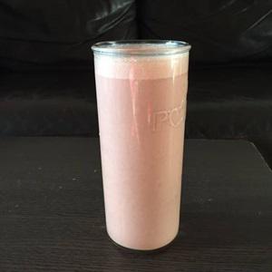 Cách làm sinh tố dưa hấu dâu tây