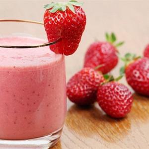 Cách làm sinh tố dưa hấu dâu tây