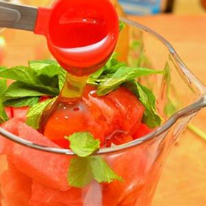 Cách làm sinh tố dưa hấu vị bạc hà