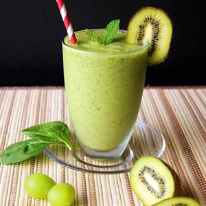 Cách làm sinh tố kiwi nho xanh