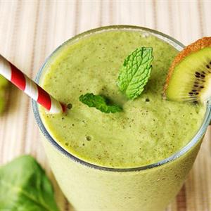 Cách làm sinh tố kiwi nho xanh