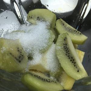 Cách làm sinh tố kiwi và táo