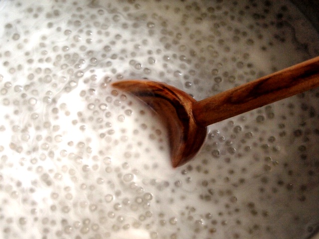 Sinh tố lê củ sen với mật ong giải nhiệt thanh độc cơ thể