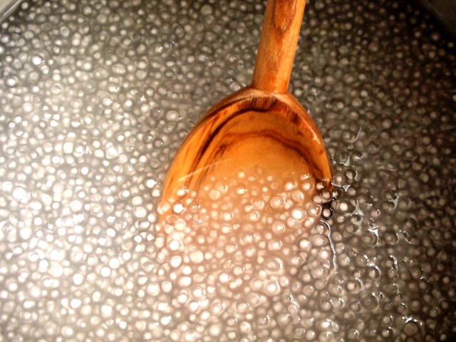 Sinh tố lê củ sen với mật ong giải nhiệt thanh độc cơ thể