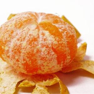 Cách làm sinh tố quýt chuối và sữa tươi