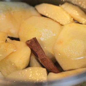 Cách làm sinh tố táo và quế