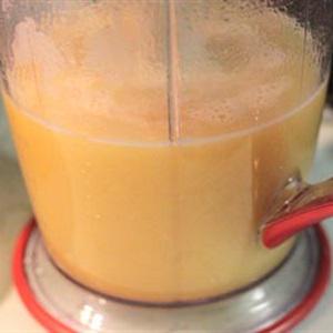 Cách làm sinh tố táo và quế