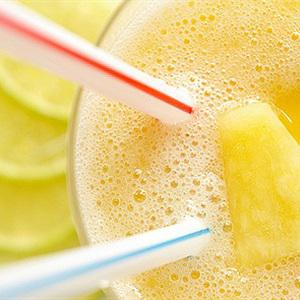 Cách làm sinh tố thơm dưa vàng