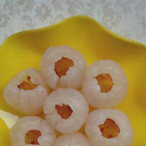 Cách làm sinh tố vải bạc hà