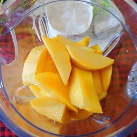 Cách làm sinh tố xoài thạch dừa