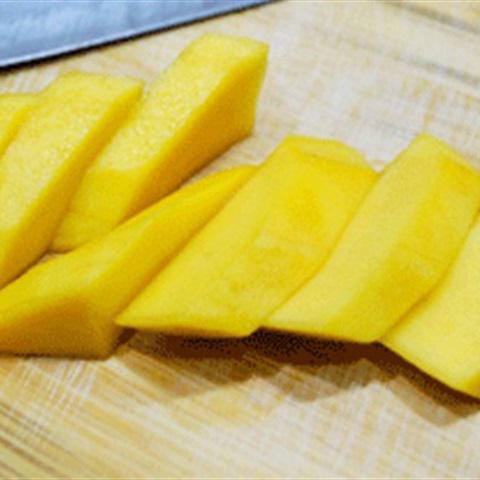 Cách làm sinh tố xoài thơm