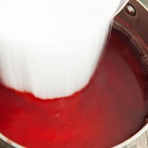 Cách làm siro dâu handmade