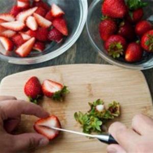 Cách làm siro dâu tây