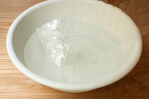 Smoothie hoa hồng dâu tây đẹp mắt ngon miệng