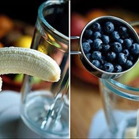 Cách làm smoothie việt quất