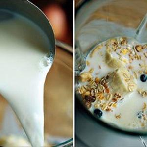 Cách làm smoothie việt quất