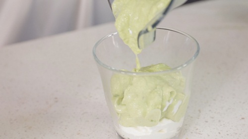 Smoothies sữa chua vị nho thanh nhiệt giải khát nhanh chóng