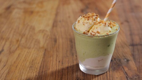 Smoothies sữa chua vị nho thanh nhiệt giải khát nhanh chóng